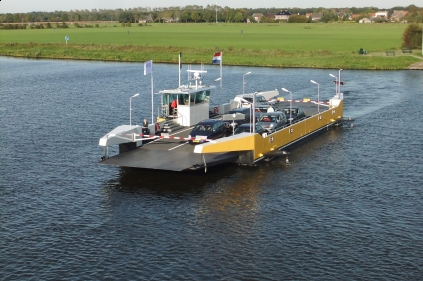 De Festina Lente van bovenaf gezien in de avondschemering
